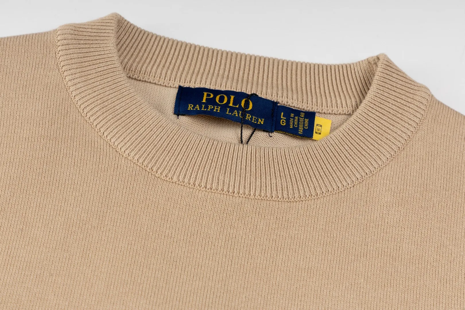 P206 #R80 Ralph Lauren Knitted Pony Embroidered Round Neck Pullover Sweater Official Website Synchronized Same Style for Men and Women Sizes: S-XL Color: White Blue Khaki Army Green Dark Gray Gray Navy Red Label Navy Blue White Label Black White Label Black Red Label Classic Cotton Yarn 100% White Cotton High Quality Goods Classic styles have always been popular! The workmanship details are very good! The simple round neck pullover sweater is always the standard, with classic brand embroidery on the chest! All major stars have the same style! Best for couples. High quality goods! Xinjiang cotton micro-elastic and smooth fabric has excellent quality. Pure cotton is soft and skin-friendly. Size: S M L